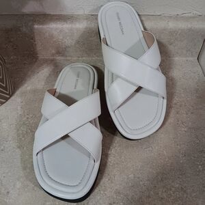 Stuart Weitzman Rosa Lift  White Leather Slides Sandals Size 8.5 B